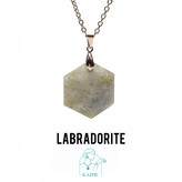 گردنبند سنگی لابرادوریت اصل شاین دار تراش سکه ای شش ضلعی با زنجیر استیل ضدحساسیت رایگان